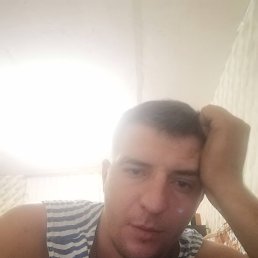 Михаил, 35, Милославское