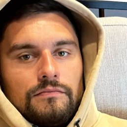 Dennis, ���-���������, 42 ����