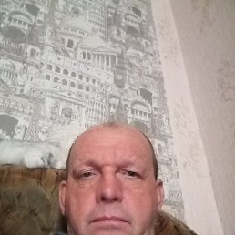 Олег, 53, Курчатов