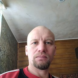 Anton, 41 , 