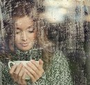 ДОЖДЬ ... Ирина с полной сумкой продуктов направилась к выходу из магазина, но вдруг увидела, что на ...