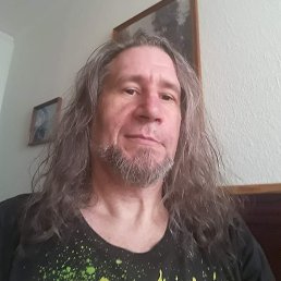 ���� Szil&aacute;rd, ��������, 54 ���� - ��������� 26 ������� 2023