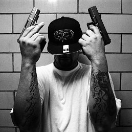 ����, ���������, 33 ����