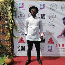 Buck, �����, 36 ���