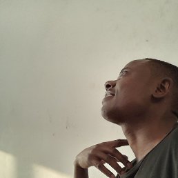 John, ������, 66 ���