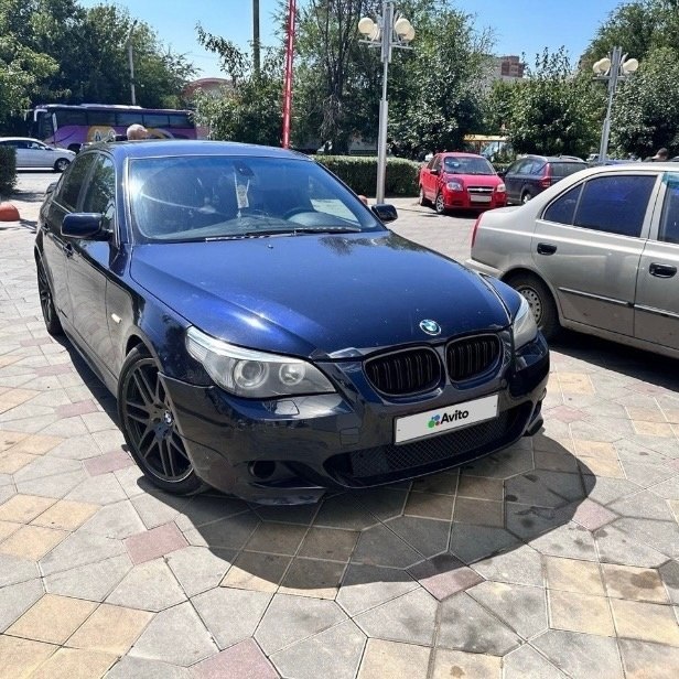 BMW 5  , 2004.   900 000   2.5  / 240 ..     222222 ...