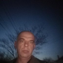 Svetlozar, 53, 