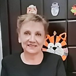 Natalia, 61, 