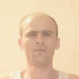 Sergiu, , 38 