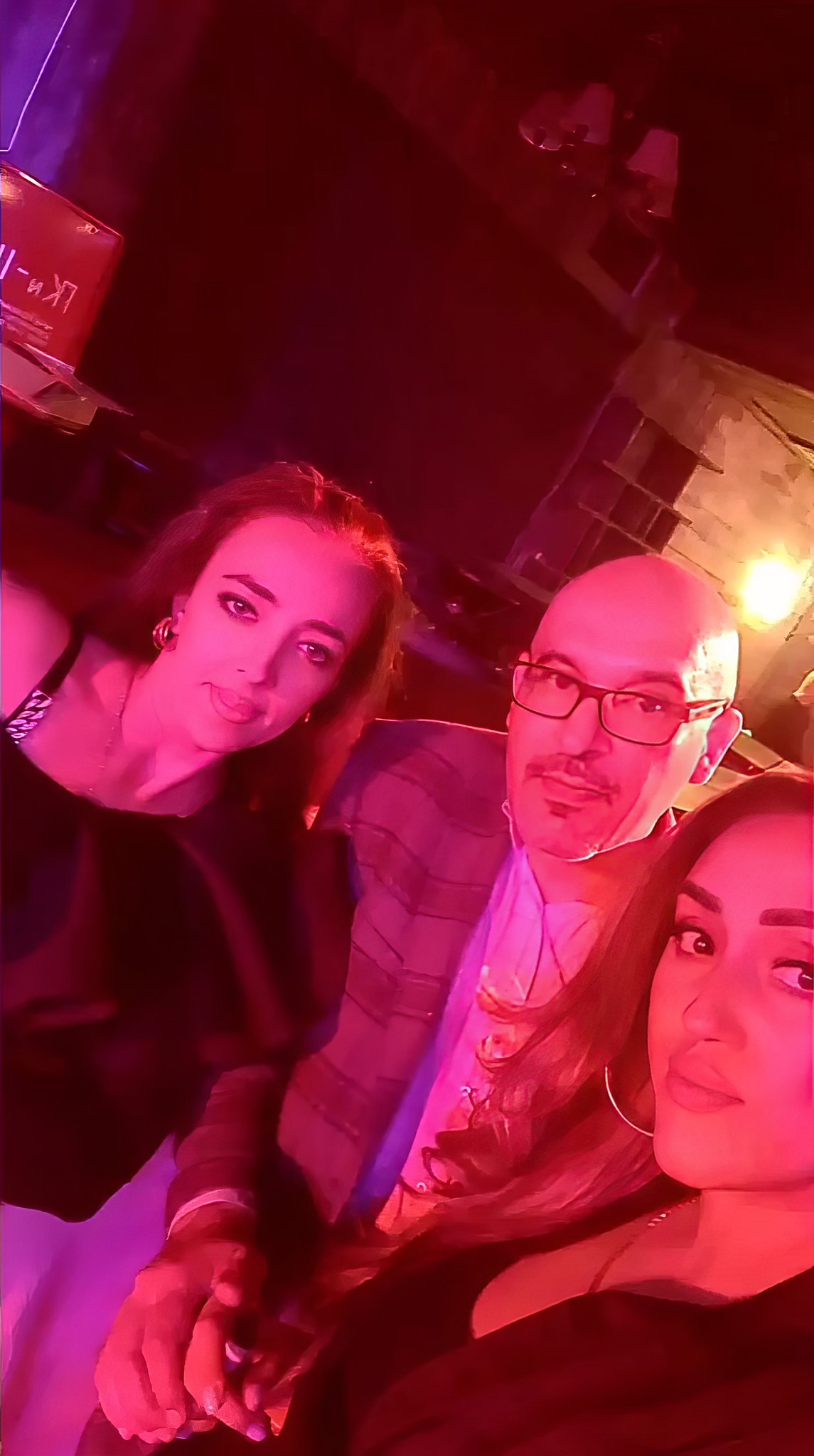       Club 1  .      ...