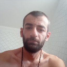 David, 28, 