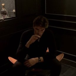 Julian, �����, 36 ���
