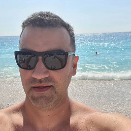 Murat, 39 , 