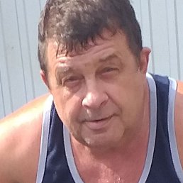 Maikl, ������, 57 ���