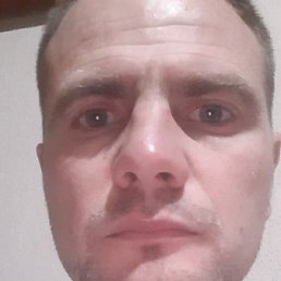 Sergiu, , 35 