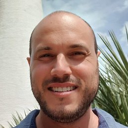 Luca, , 42 