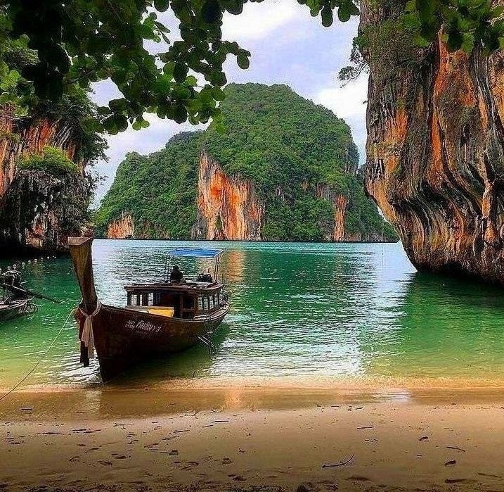 Hong Island, Krabi, Thailand.