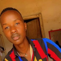 William, 25, 