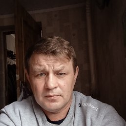 Игорь, 45, Свердловск