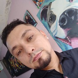 Jhonatan, 32, 