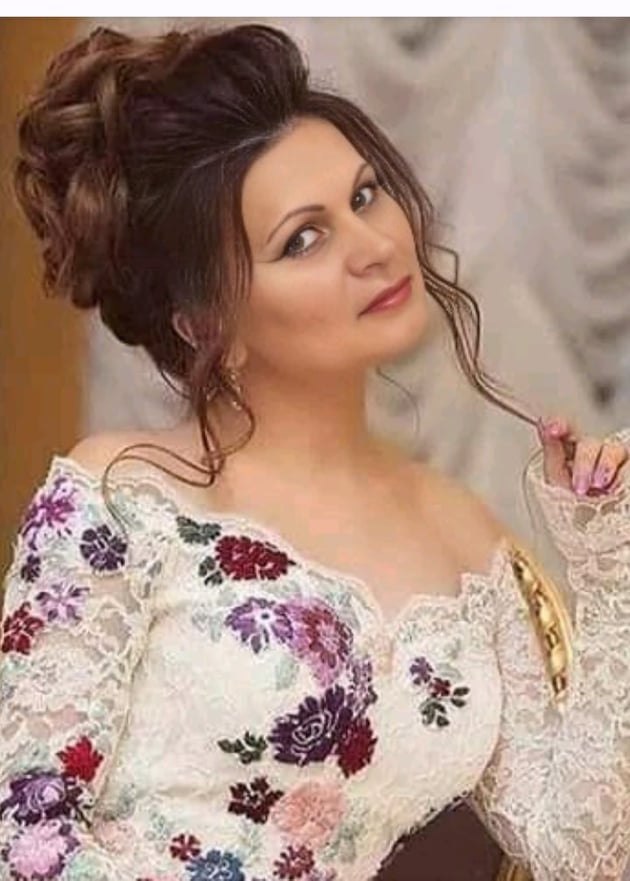 Самое страшное- это когда человек зажигает огонь в твоём потухшем сердце, а потом сам же гасит его ...