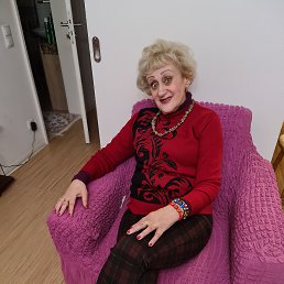 Sofija, 67, 