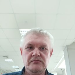 Андрей, 54, Васильево