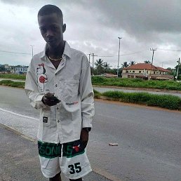 Bismark Oboye Zy, , 27 