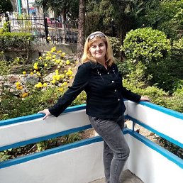 Елена, 52, Крым