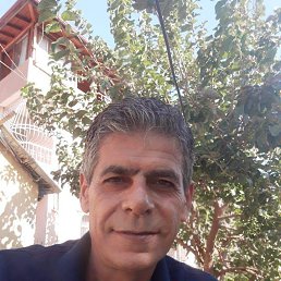 Mehmet, 52, 