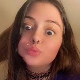 Lucy, sacramento, 38 ���