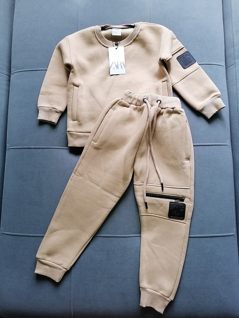  !     -     Kids' love ...