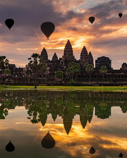 Камбоджа.Королевство Камбоджа, ранее часто именовавшееся Кампучией, — это небольшое государство в ...