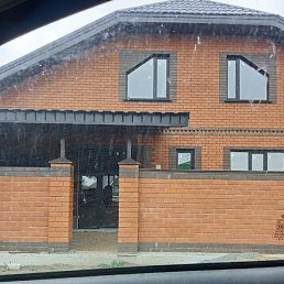 Roman, ������, 46 ���