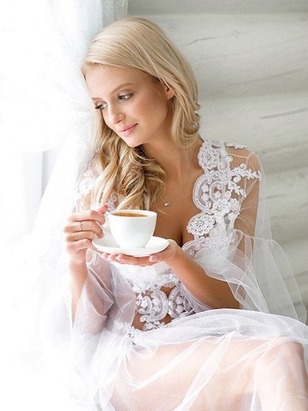 * * *. ........ Любимый человек, - как кофе ... !Горячий ...Крепкий ...И, - каждый день необходимый ...