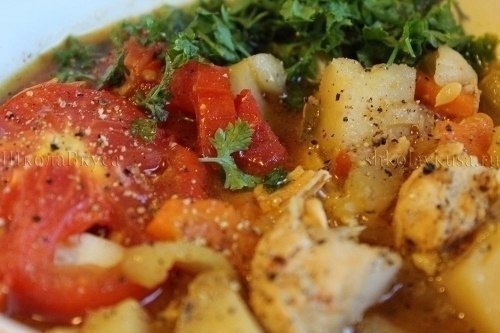 Овощное рагу с курицей.Ингредиенты:Куриное филе или куриная грудка - 600 грКартофель - 400 грЛук ... - 9