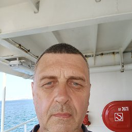 Дмитрий, 55, Азов
