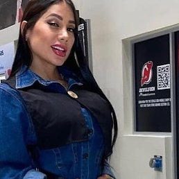 Angela, ����, 42 ����