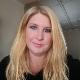 Isabella, 50, 