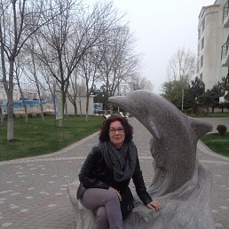Елена, 55, Свердловск
