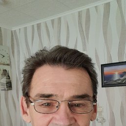 Andreas, 62, 