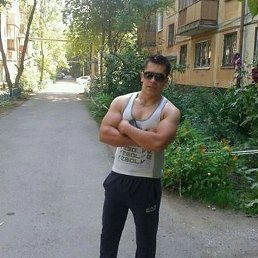 Toy Bek, �����, 33 ����