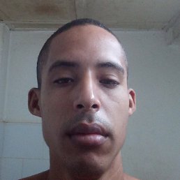 Julio Gonzlez Hernndez, , 33 