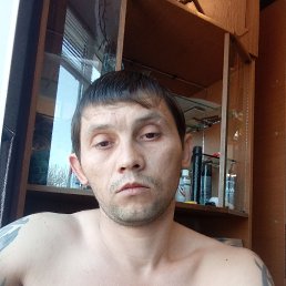 Dima, 37, 