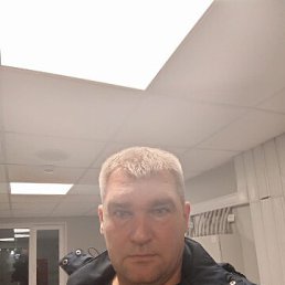 ����, 46 ���, �����-���������