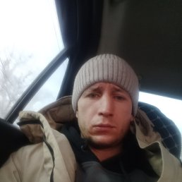 Andrei, 32, 