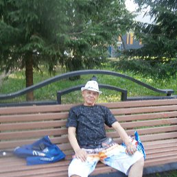 OLEG, 56, 