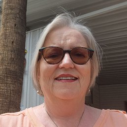 Elizabeth, 61, 