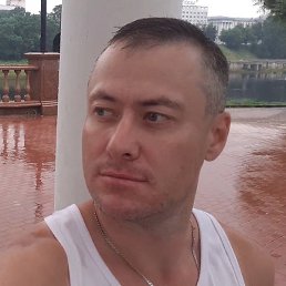 Konstantin, , 42 