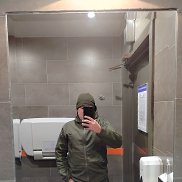 Ը, 21 , 